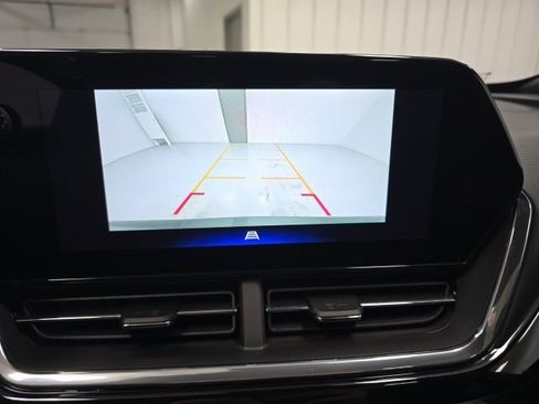 Certified 2026 Chevrolet Trax RS w/ Sunroof Package image 15