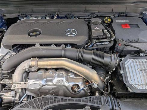 New 2026 Mercedes-Benz GLB 250 4MATIC image 18