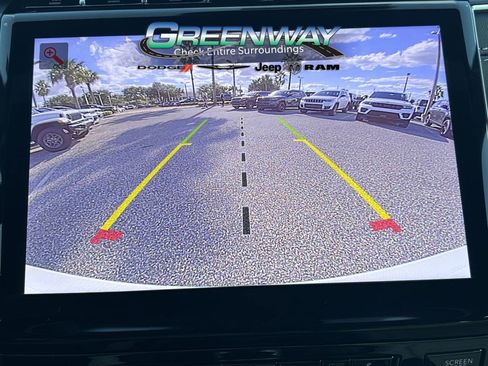 New 2025 Jeep Grand Cherokee Limited image 17