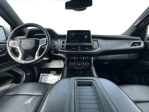 Used 2024 Chevrolet Suburban Premier AWD/4WD image 14