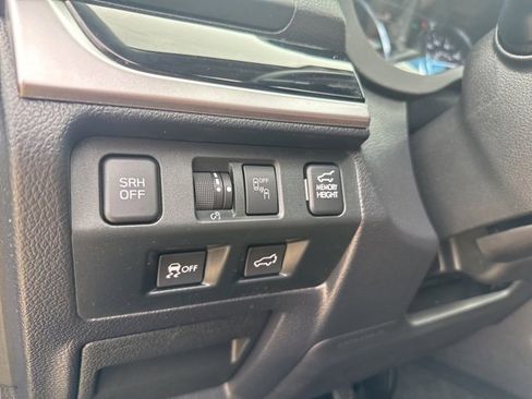 Used 2018 Subaru Forester 2.5i Touring image 24