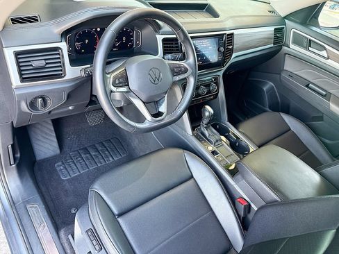 Used 2021 Volkswagen Atlas SEL FWD image 9