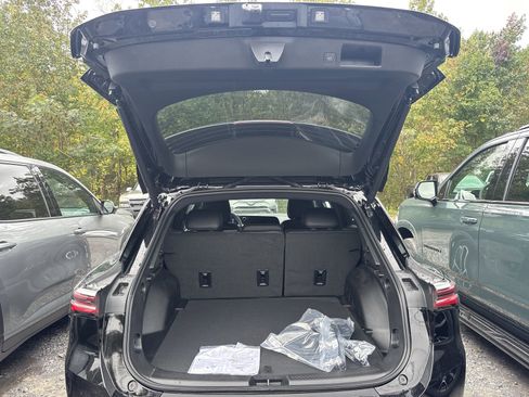 New 2026 Chevrolet Equinox EV LT image 25