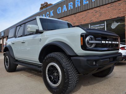 Used 2022 Ford Bronco Outer Banks w/ Sasquatch Package