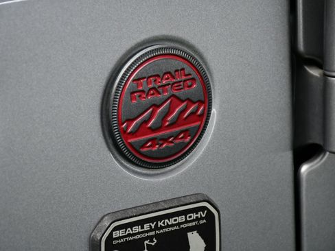 Used 2020 Jeep Gladiator Rubicon AWD/4WD image 10