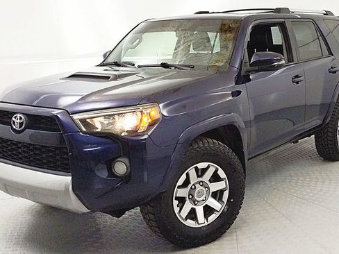 Used 2016 Toyota 4Runner Trail Premium AWD/4WD image 6