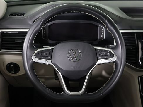 Used 2023 Volkswagen Atlas SEL AWD/4WD image 45