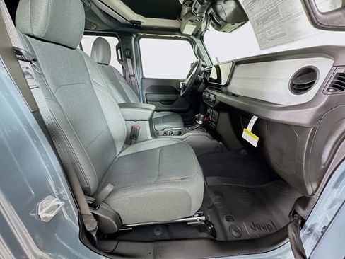 New 2026 Jeep Gladiator Sport image 29