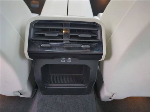 Certified 2026 BMW i5 eDrive40 RWD image 18