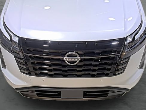 New 2026 Nissan Pathfinder SV image 16