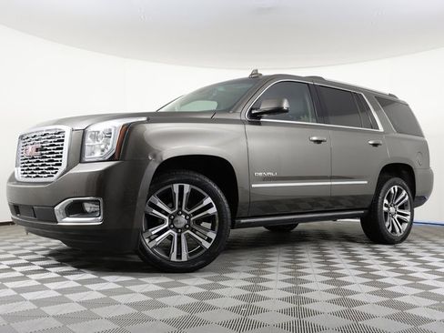 Used 2019 GMC Yukon Denali w/ Denali Ultimate Package image 1