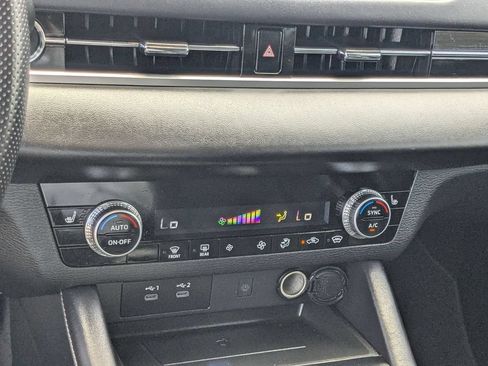Used 2025 Mitsubishi Outlander SE AWD/4WD image 20
