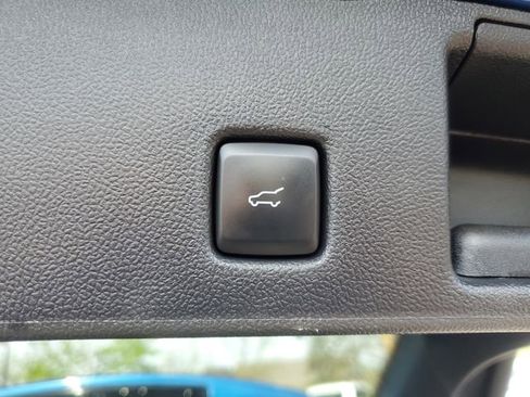 Certified 2023 Ford Escape Active AWD/4WD image 9