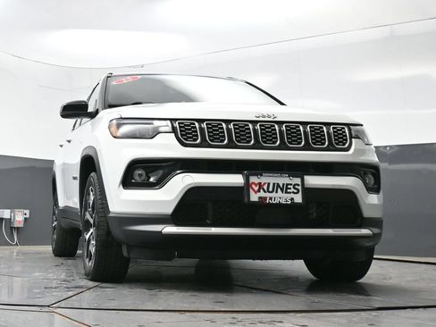 Used 2025 Jeep Compass Limited AWD/4WD image 48