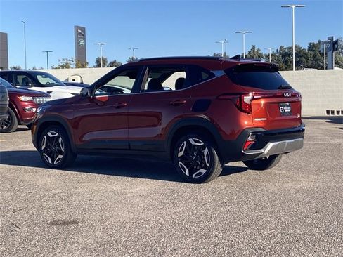 Used 2026 Kia Seltos SX w/ SX Sunroof Package image 9