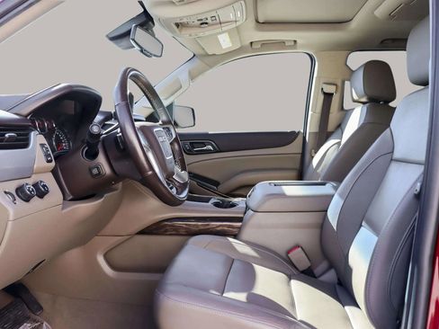 Used 2019 GMC Yukon XL SLT w/ Open Road Package image 19