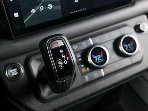 Used 2025 Land Rover Defender 110 S image 14