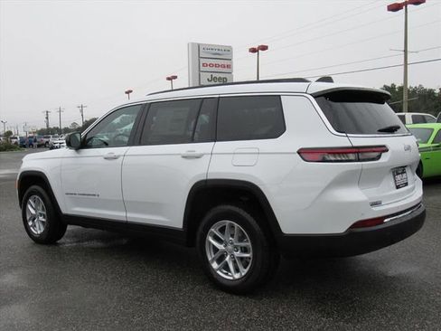 New 2025 Jeep Grand Cherokee L Laredo w/ Luxury Tech Group I image 4
