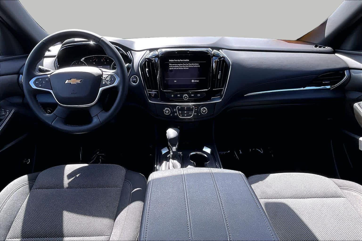 Used 2023 Chevrolet Traverse LT FWD image 15