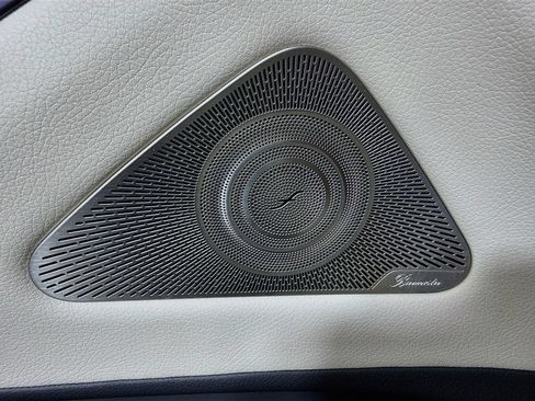Used 2022 Mercedes-Benz S 500 4MATIC image 24