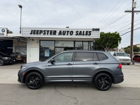 Used 2023 Volkswagen Tiguan SE R-Line FWD image 8