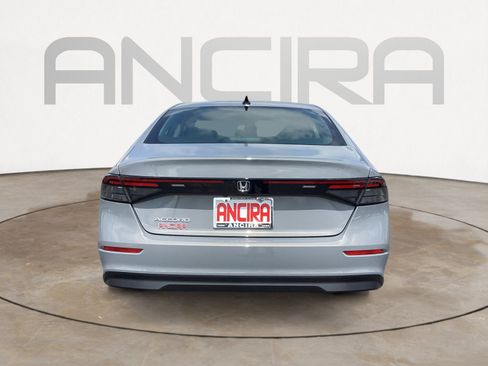 Used 2025 Honda Accord SE image 13