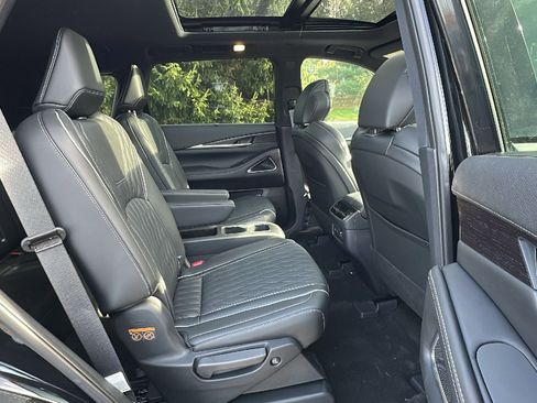 New 2026 INFINITI QX60 Autograph w/ Dark Cargo Package image 10