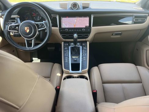 Used 2020 Porsche Macan AWD/4WD image 13