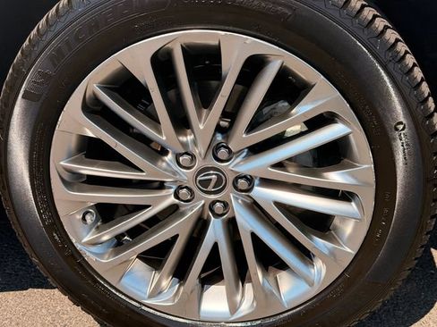 Certified 2022 Lexus RX 450h AWD w/ Luxury Package image 16