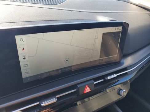 New 2026 Kia Sportage SX image 16