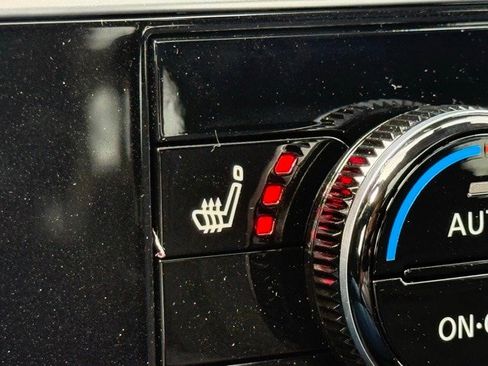 New 2025 Nissan Pathfinder SV image 34