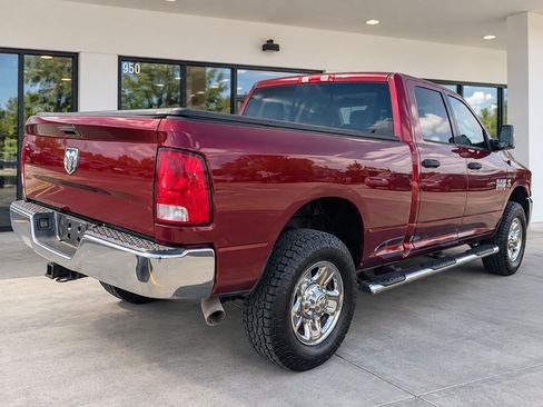 Used 2017 RAM 2500 Tradesman w/ Chrome Appearance Group AWD/4WD image 3