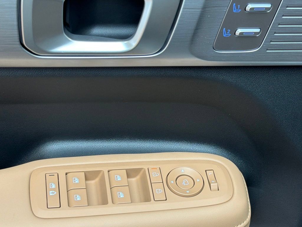New 2027 Hyundai Santa Fe Calligraphy FWD image 23