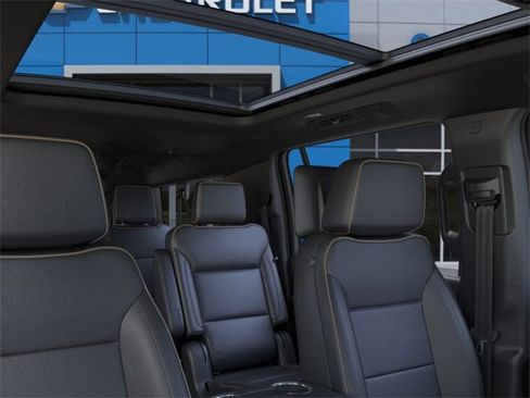 New 2026 GMC Yukon XL Elevation image 24