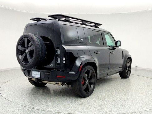 Used 2023 Land Rover Defender 110 X AWD/4WD image 5