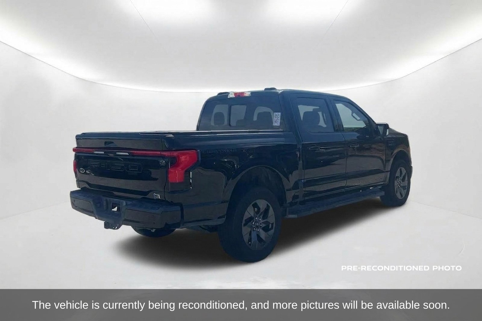 Used 2023 Ford F150 Lightning Lariat w/ Equipment Group 511A High AWD/4WD image 6
