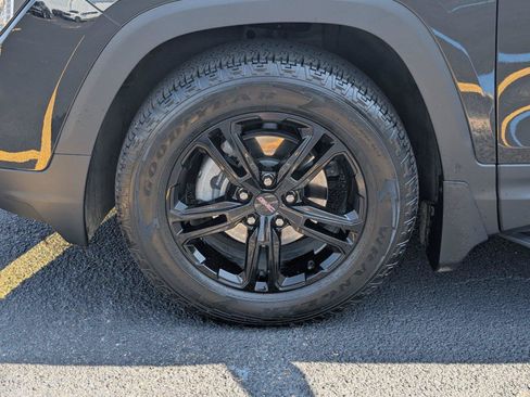 Used 2023 GMC Terrain AT4 w/ LPO, 'HIT The Road' Package AWD/4WD image 9