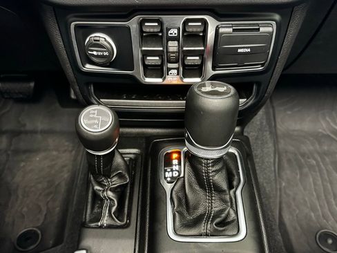 Certified 2024 Jeep Wrangler Sahara image 17