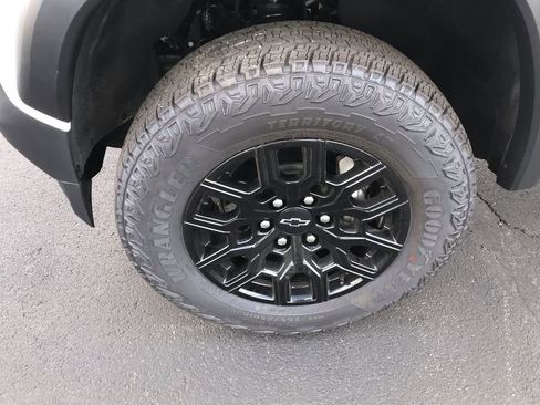 Used 2026 Chevrolet Colorado Trail Boss image 10