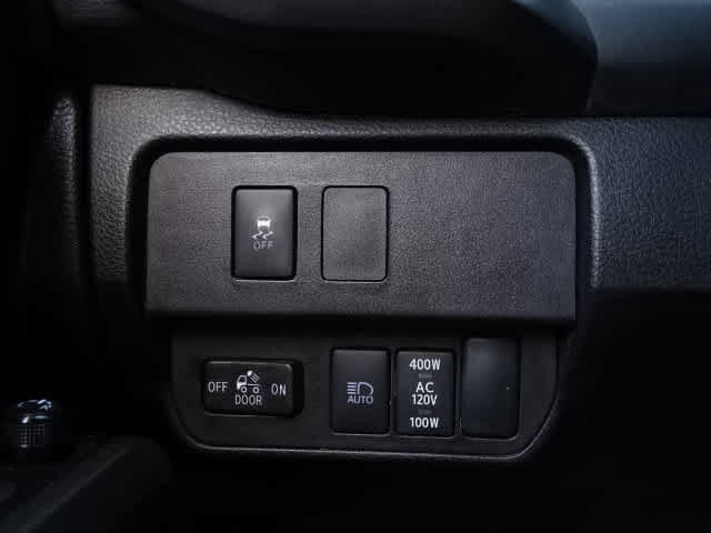 Certified 2023 Toyota Tacoma TRD Off-Road w/ Technology Package AWD/4WD image 38