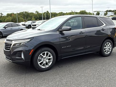 Used 2022 Chevrolet Equinox LT image 12