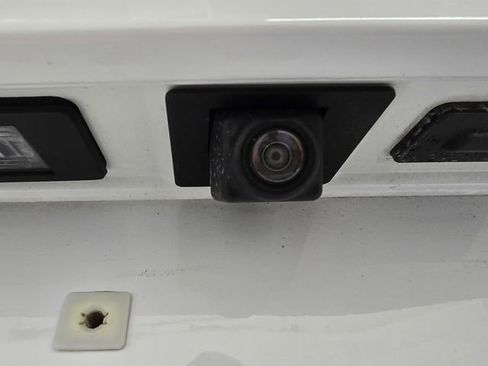 Used 2021 Chevrolet Malibu LT image 10