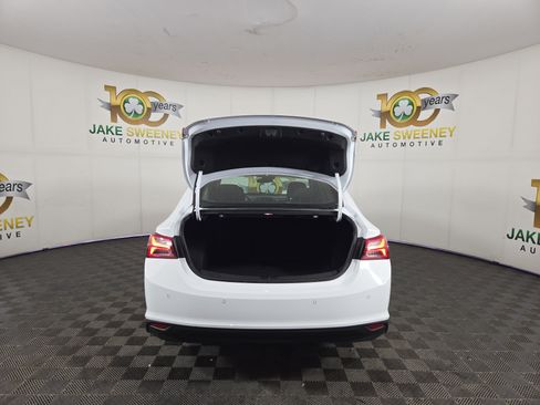 Used 2024 Chevrolet Malibu LT w/ Sport Edition image 32