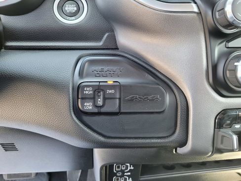 Used 2024 RAM 3500 Big Horn image 20