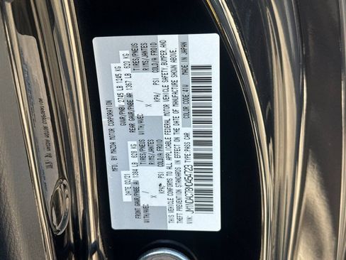 Used 2021 MAZDA MX-5 Miata Club w/ Appearance Package RWD image 28