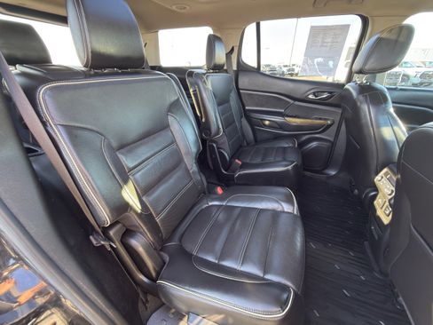 Used 2017 GMC Acadia Denali image 14