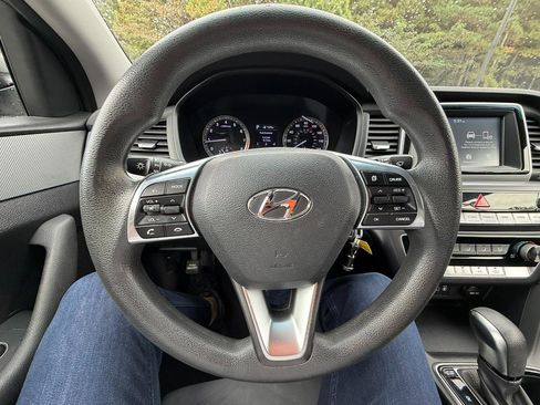 Used 2018 Hyundai Sonata SE image 17