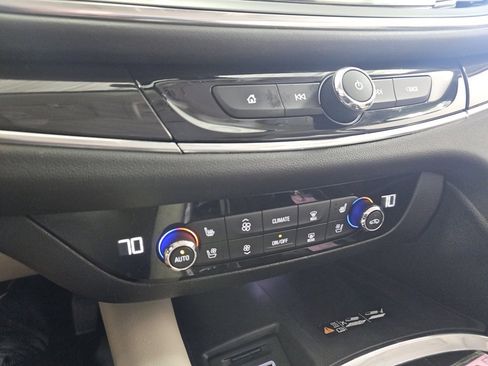 Used 2023 Buick Enclave Premium w/ Experience Buick Package image 18