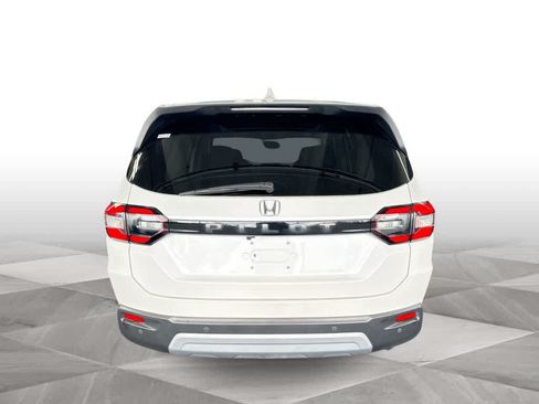 Used 2025 Honda Pilot EX-L image 7