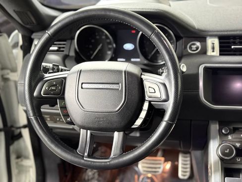 Used 2017 Land Rover Range Rover Evoque HSE Dynamic AWD/4WD image 13